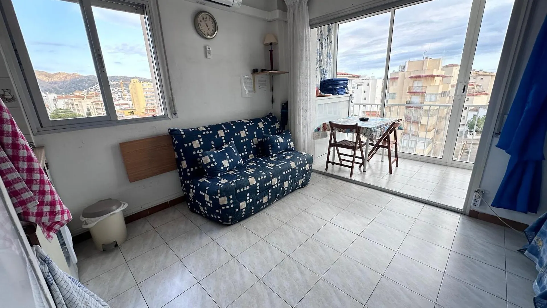 Studio Climatise, 400M Plage, Parking Prive Et Wifi Росас